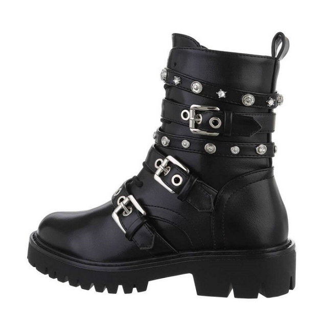 Črni bulerji z netki: 37