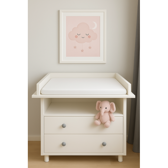 previjalne podloge, bela barva, previjalna miza, otroška sobica