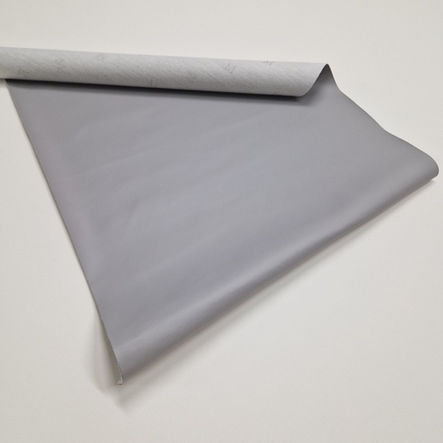 Umetno usnje, kos 155x60cm, siva