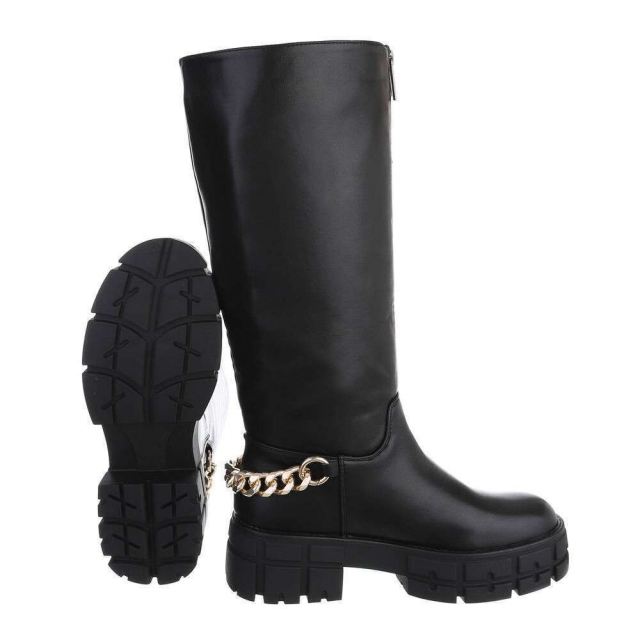 Črni škornji z debelejšim podplatom in dekorativno verigo: 37